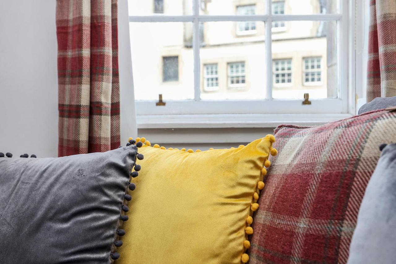 Joivy 1 Bed Flat, Heart Of Grassmarket EDI Kültér fotó